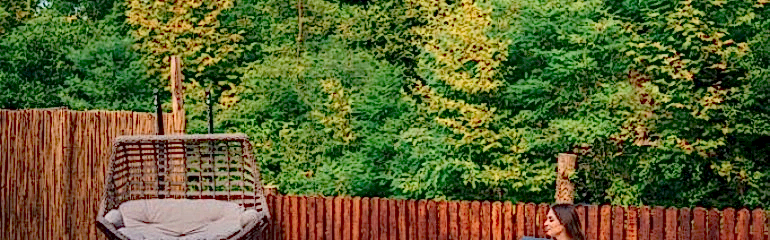 Favela Suit Bungalov