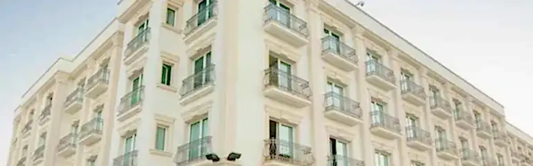 Rocks Hotel & Casino